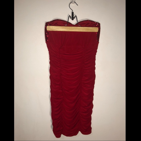 Wishes Dress - Picture 2 of 3